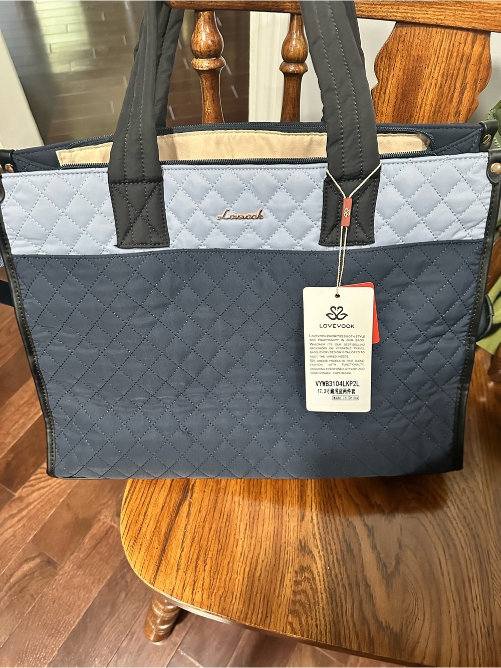 Lovevook Quilted Two-Tone Navy and Light Blue Tote Bag